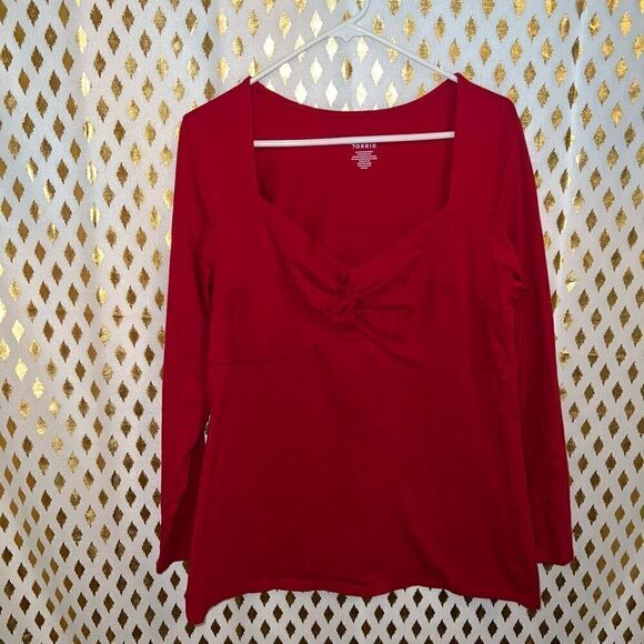 Torrid Foxy Sweetheart Twist Top red long sleeve blouse size 1 XL - Picture 2 of 5